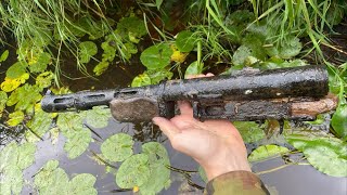 картинка: Подняли редкий автомат со дна реки.