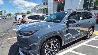 2026 Grand Highlander Platinum, Storm Cloud color