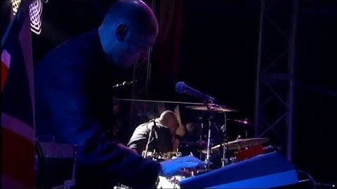 Paul McCartney - Let Me Roll It (Live)