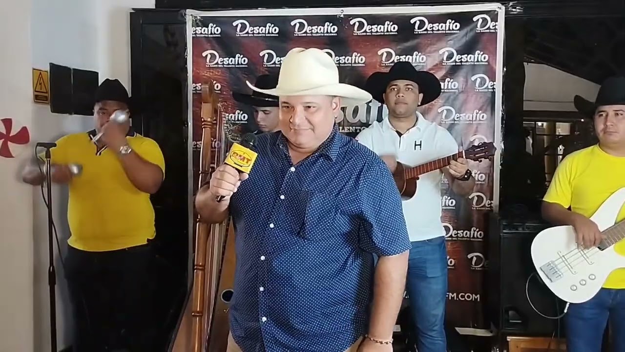 Manolo Guerrero en Toro Gordo Restaurant 