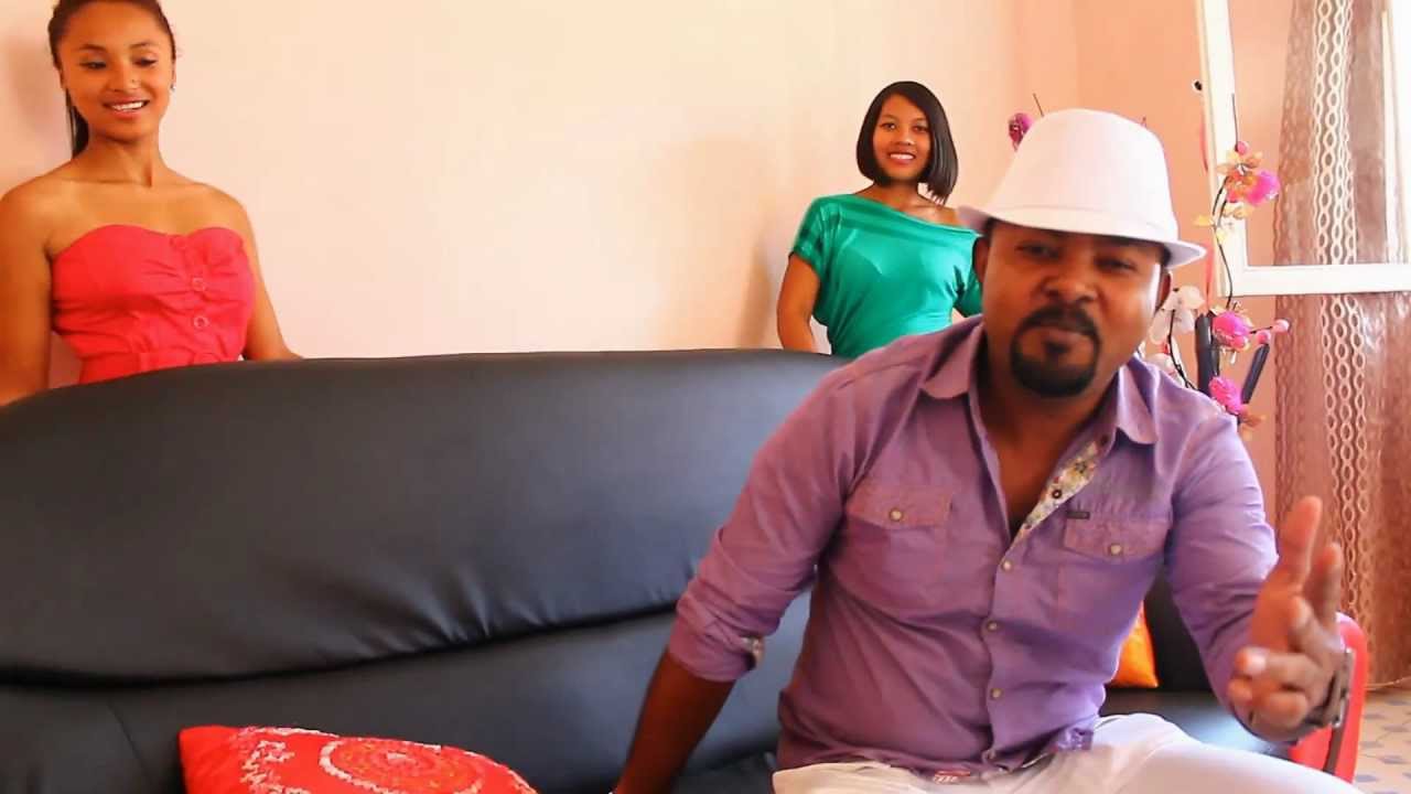 Pierrot Matatana -Zaho marary (clip officiel)