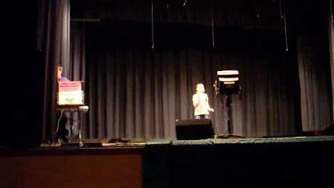 Julia Edgar Idol 2010.wmv