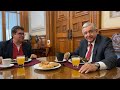 Desayuno con el presidente de la Jucopo del Senado, Ricardo Monreal