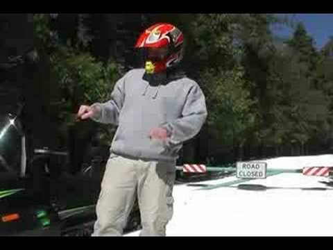 Snowmobiling : Snowmobile Tight Turning