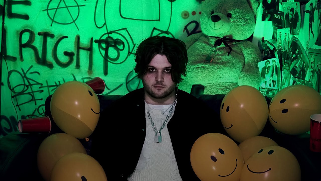 TEDDYYBEARR - artificial happiness (Official Music Video)