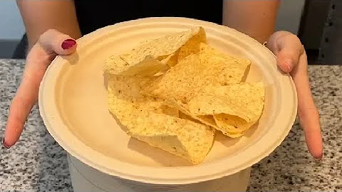 9 Inch 100Pack Heavy Duty Paper Plates, Biodegradable Sugarcane Bagasse Disposable Plates for Party,