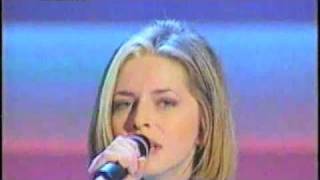 Video thumbnail of "Mara - Non è amore - Sanremo 1996.m4v"