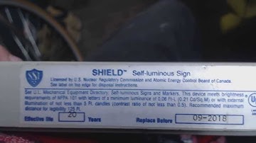 Self illuminating exit sign