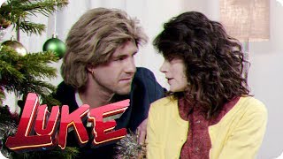 Last Christmas - Wham! (Musikvideo Parodie) - LUKE! Die Woche und ich | SAT.1