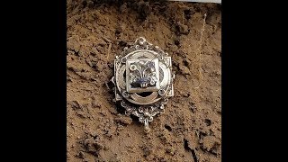 Civil War Era Gold Mourning Pin Found While Metal Detecting, Gold Test screenshot 2