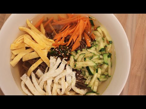 [recette-végétarienne]-soupe-aux-nouilles-soba-(blé-noir)-/-온메밀국수-따뜻한국물이-생각날때-시원한맛에-온메밀국수-드세요-~