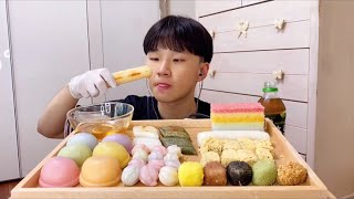 알록달록🍡쫀득한 떡 먹방🍯달콤한 꿀에 찍어 먹기! Rice Cake Mukbang