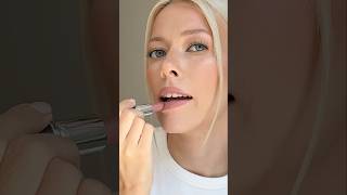 Switching lipstick from Mac Cosmetics modesty satin finish cool cool-toned #lipstick #lipsync #lips