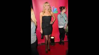 Laura Prepon`s Legs and Feet in Tights 2