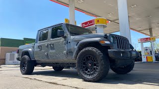 REVEALING MY NEW RIMS WITH 33 INCH TIRES FOR MY JEEP.  ITS CRAZY!