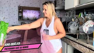 Preparando Café Da Manhã Suplemento Alimentar Saudável Com Frutas