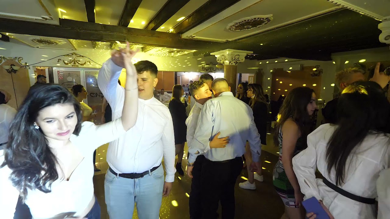 Luci Ladariu-Majorat  Fabian (salon elegance)