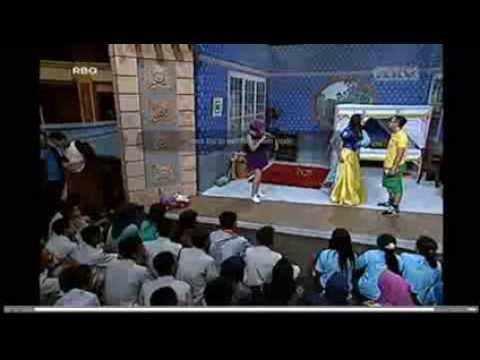 Pesbuker 1 Januari 2014| Syahnaz hina Rafi Ahmad - YouTube