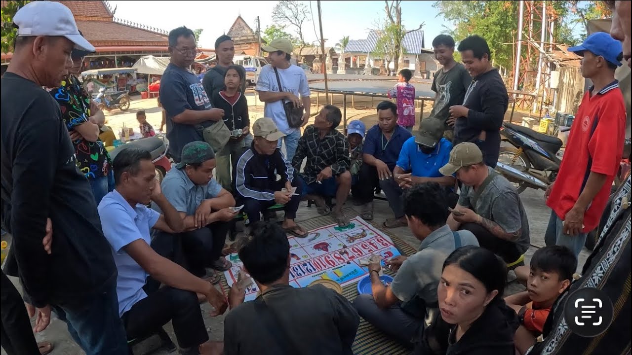 พาชมงานบุญฝั่งลาว มีน้ำเต้าปูปลาเล่นในงานด้วย|ພາຊົມງານບຸນຝັ່ງລາວ