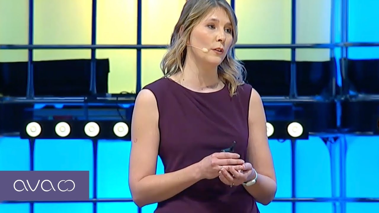 Lea von Bidder at Web Summit 2018 - YouTube