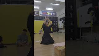 중1 검격파  #경주베기장 # 화랑도검 # 건강운동 #생활스포츠 #스포츠운동 #취미생활 #평생운동 #남승희거합도수련 #검도 #성인운동#진검베기수련#청심검도장