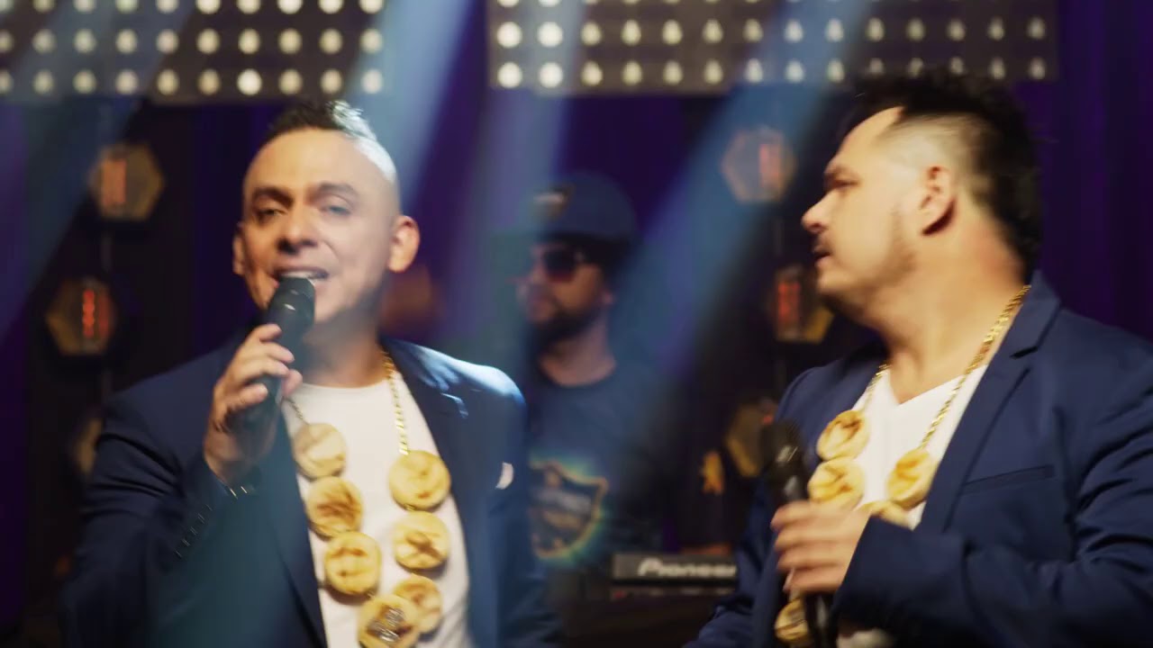 PAISINGLIS - Los Cantores de Chipuco ( Koko y Koronel )