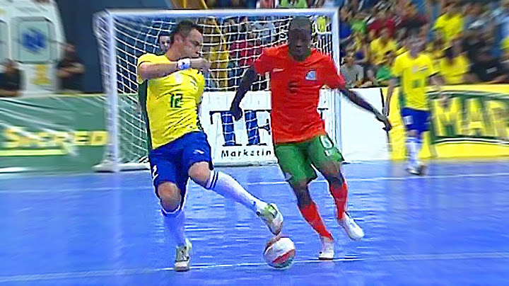 Las Jugadas Más Humillantes Del Futsal #1