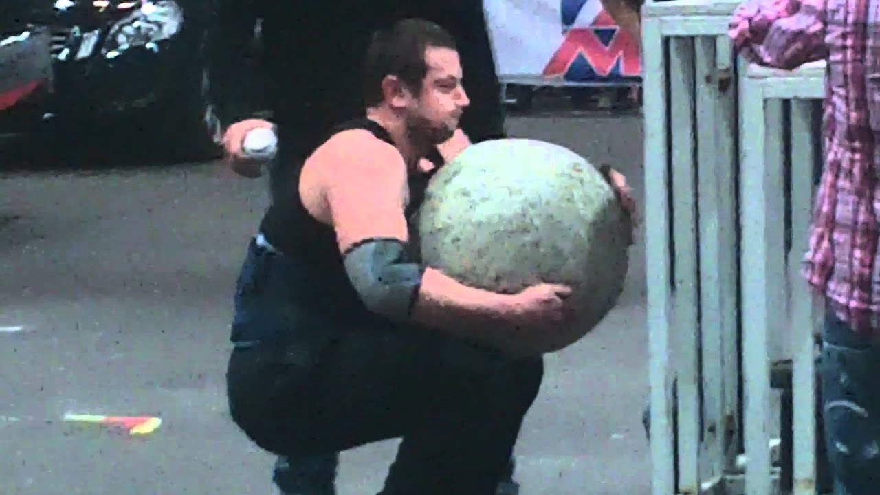 Wietze Rosier zeer sterk tijdens de sterkste man van Fryslan 2010