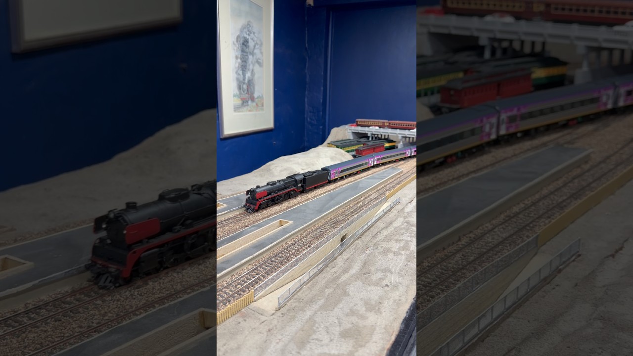 H0 scale R class with N set #hoscale #modeltrains #modelrailroad #modelrailway