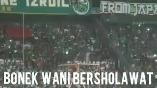 Bonek Berani Bersholawat.