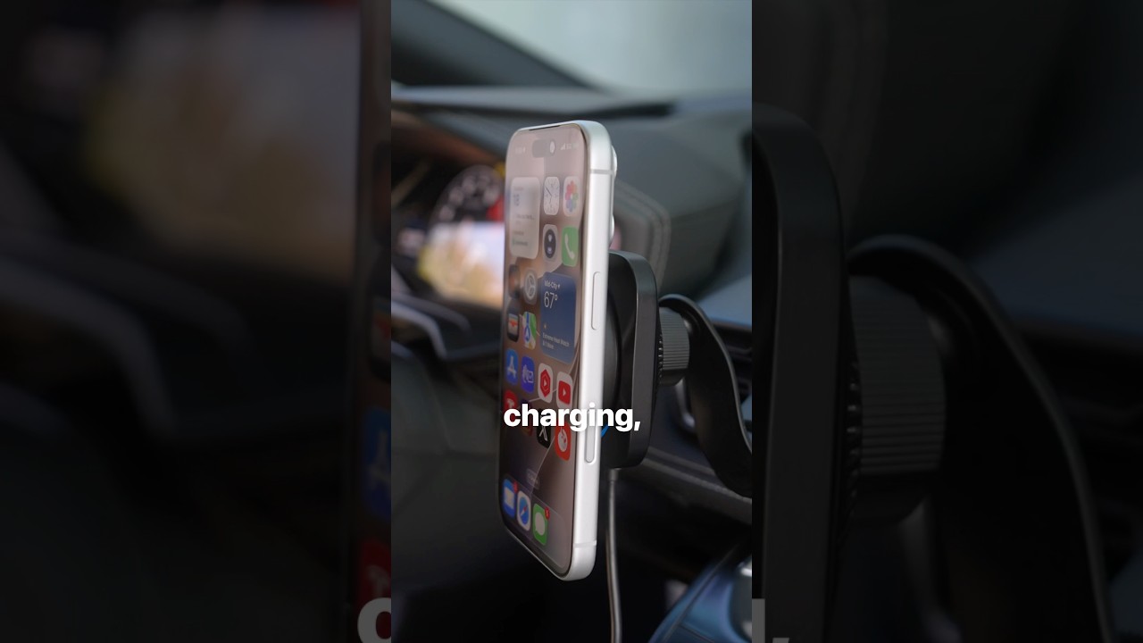 Fastest iPhone 17 car charger #esr #esrmagsafecarcharger #esrmagsafecarmount #OmniLock