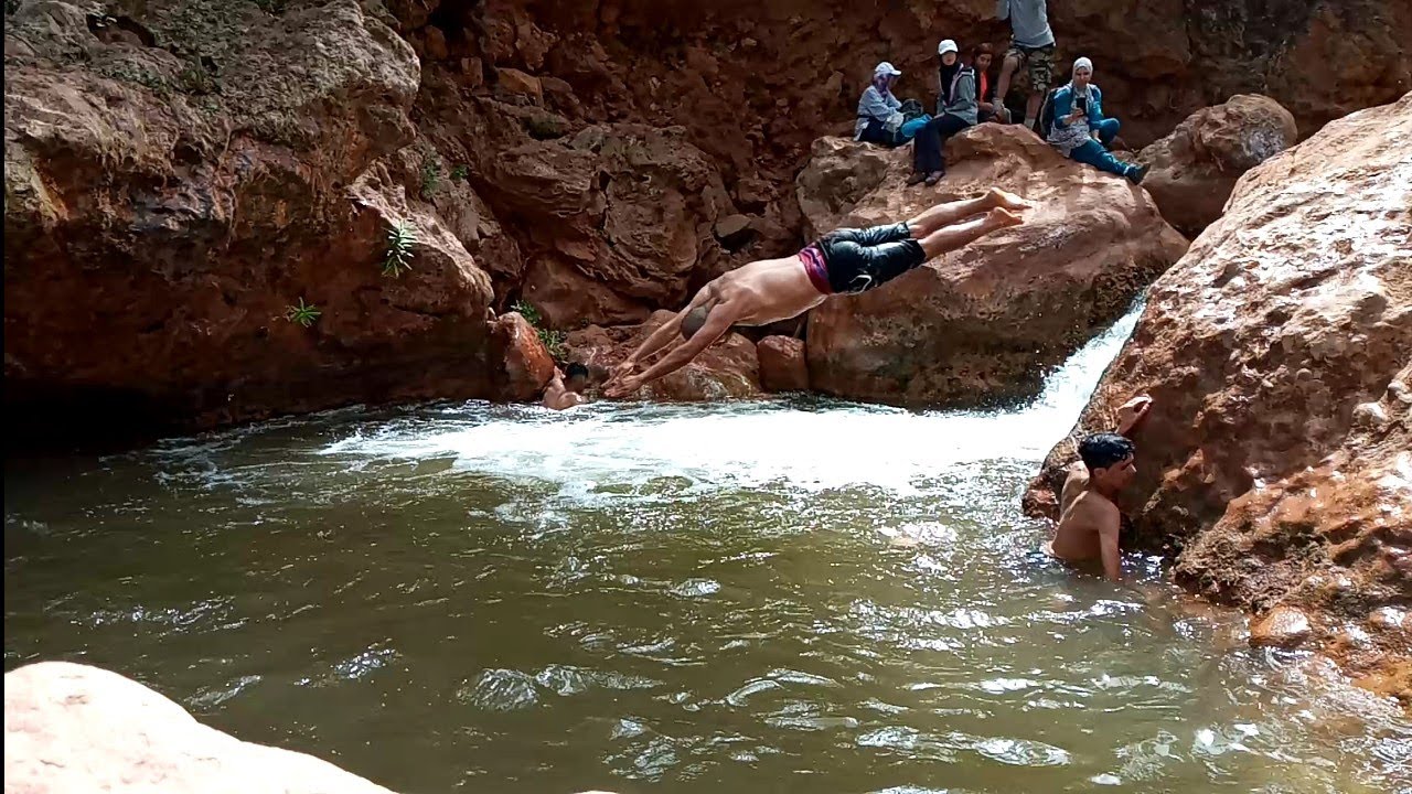 جولة رائعة من جنان الماس إلي واد اشبوكة مليئ بالمناظر الطبيعة الخلابة و استمتاع بالسباحة