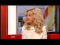 Capture de la vidéo Rita Ora - Interview + Performance