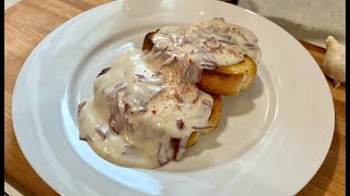 Creamed Chipped Beef Gravy on Toast | Simple recipe for SOS