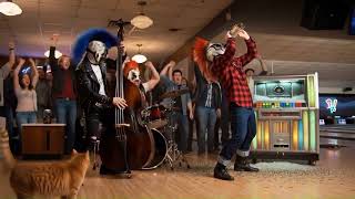 The Pinstripes perform, Rock this town by the Stray cats