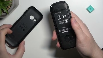 Jak włożyć i wyciągnąć baterie w telefonie MAXCOM MM724?