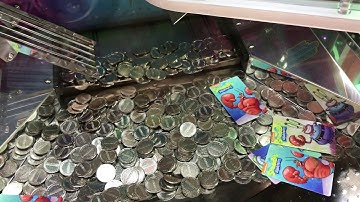 Dave & Busters Arcade - Spongebob Coin Pusher,  A Tempting Gary Part 2