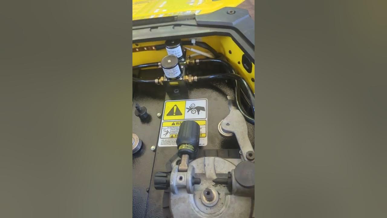 Esab Welder EMP 205 Stuck Wire, Wire Outlet Guide YouTube