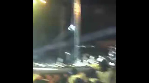 Fan of Wizkid thrown off stage for forcing a hug on him at Big Eruption concert