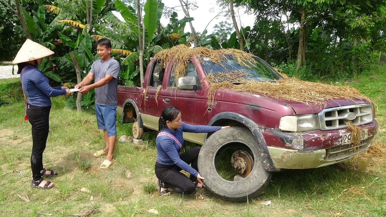 REWIND TIME: Repair girl restarted pickup truck has lost many parts - Repair old engine like new