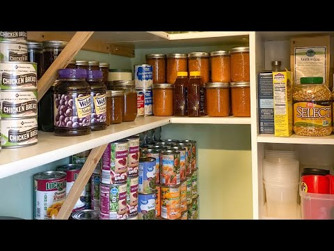Beginner's Guide to Stocking a Working Prepper Pantry
