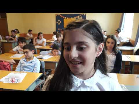 იტალიის ელჩი სტუმრად ბათუმში N6 სკოლაში