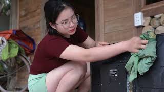 Time-lapse video: 265 days as a talented 18-year-old girl repairs a TV submerged in mud.