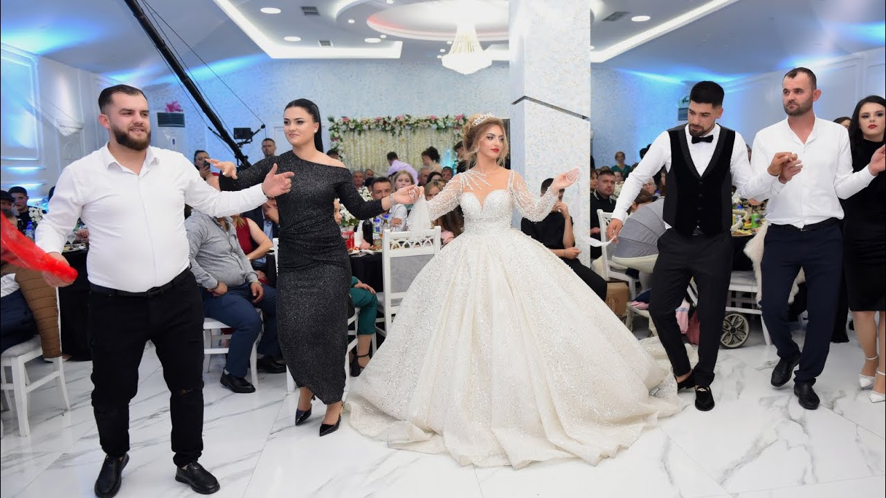 Shoqëria e Ronaldos në Valle | Klevis Bezati Production