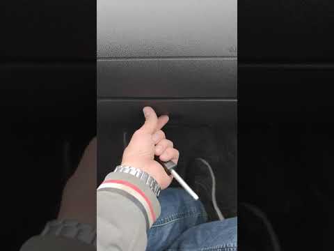 как снять бардачок форд мондео 3