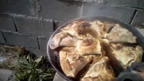 empanadas Arabes- horno de leña,oho con la temperatura!