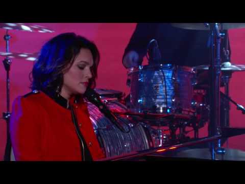 Norah Jones - It’s a Wonderful Time for Love (Live from Jimmy Kimmel Live)