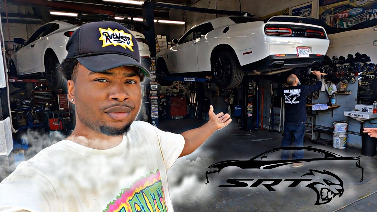 WAKING THE NEIGHBORHOOD UP WITH THIS MID MUFFLER DELETE! YouTube