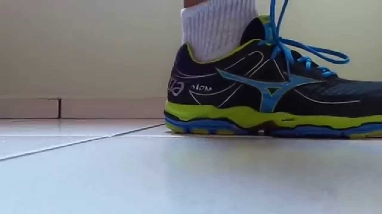 mizuno wave enigma 3