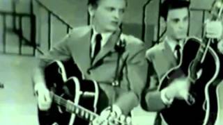 Video thumbnail of "The Everly Brothers - Wake Up Little Susie ( 1957 )"